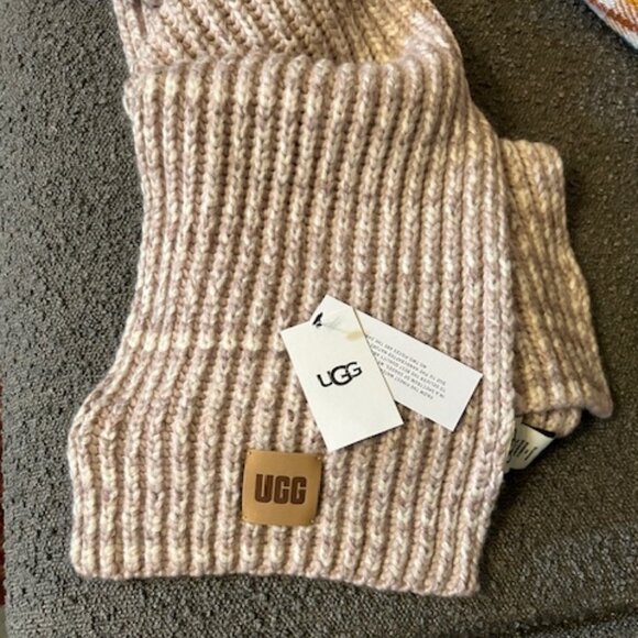 UGG Ashen Rose Multi Chunky Space Dye Scarf - Picture 6 of 8